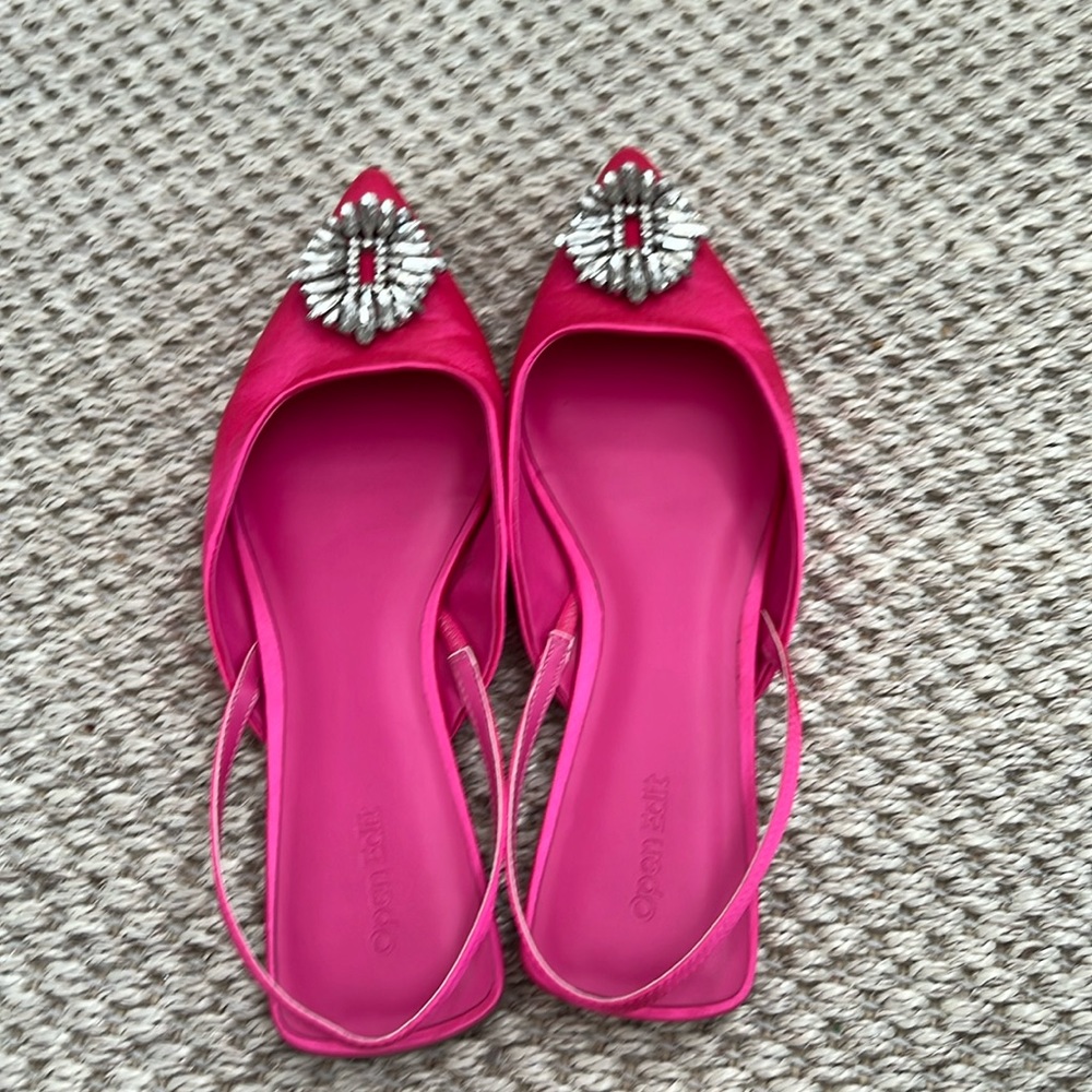 Open Edit pink shoe